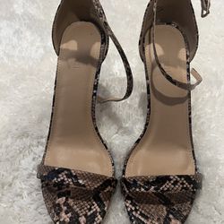 Brown Snakeskin Pattern Heels