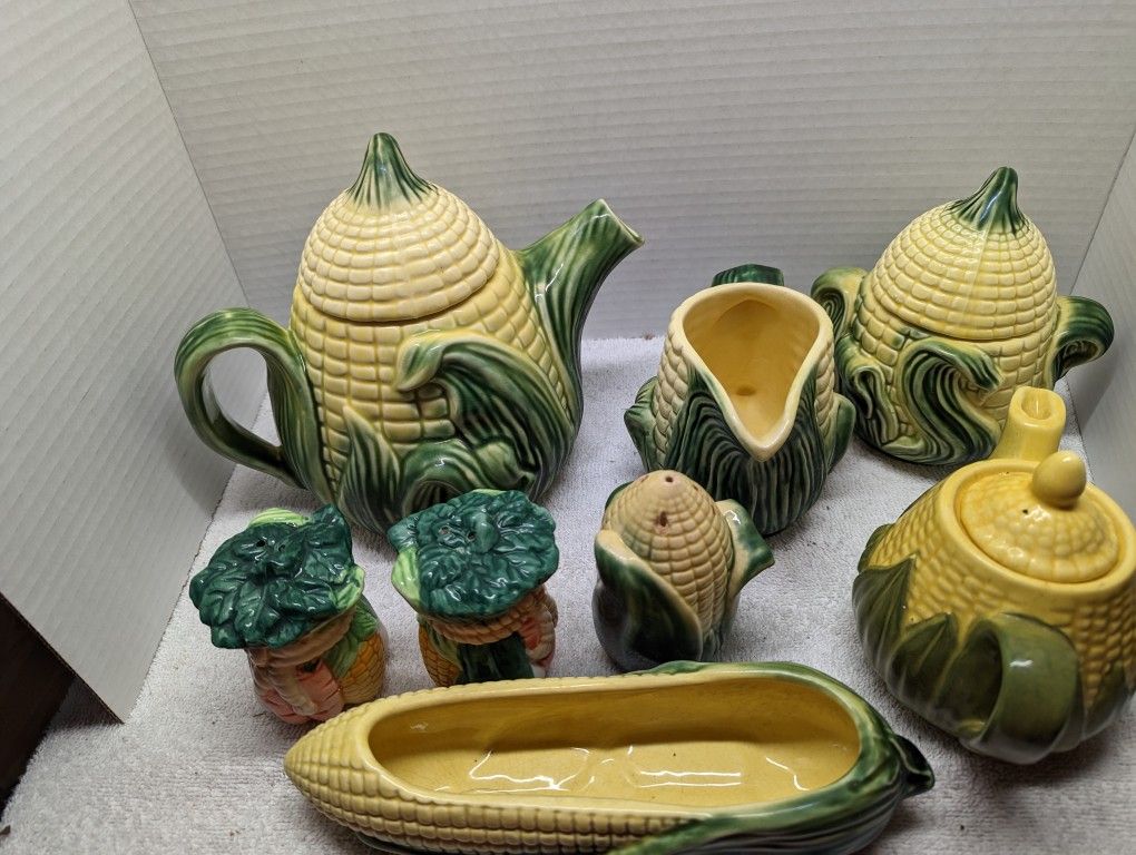 Vintage Corn Tea Set