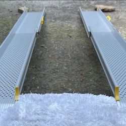 Ruedamann 8FT Portable Wheelchair Ramp, 600 lbs Per Pair Capacity, Adjustable Aluminum Ramps
