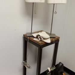 End Table With Two Lamps