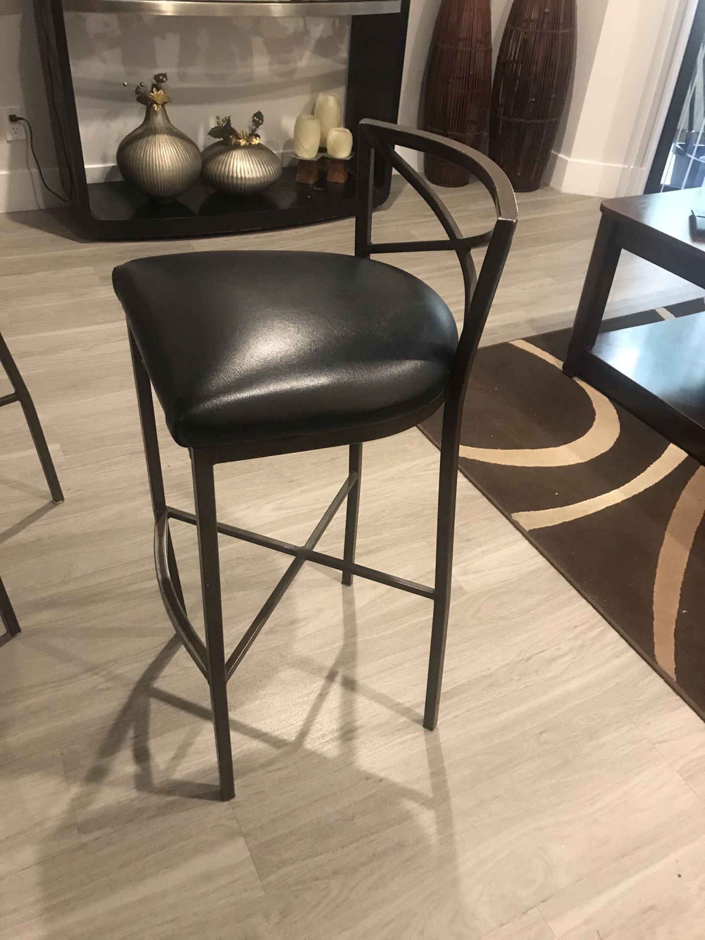 BAR STOOLS. SET OF TWO