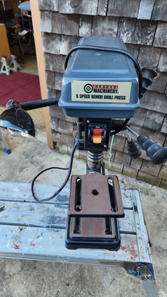 Central Machinery 5 speed Bench Drill Press
