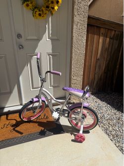 Girls 16 inch Schwinn banana bike