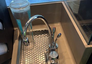 Brand new Insta hot Faucet  Dispenses hot water at 200 Degrees $140obo 