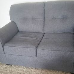 Couch set