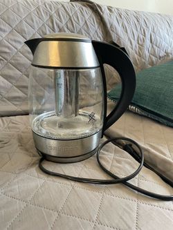Chefman glass electric kettle with tea infuser