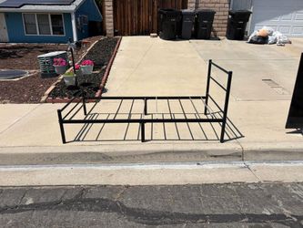 Twin bed frame