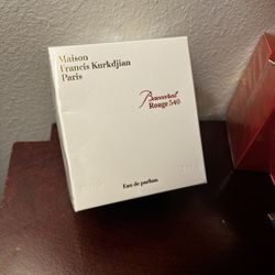 Maison Francis - Woman 