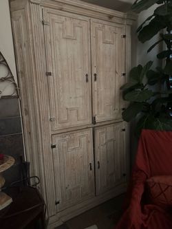 TV armoire