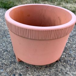 Better Homes & Gardens 10" Ellington Terracotta Planter. Read description 1st