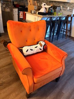 Watnature burnt orange chair