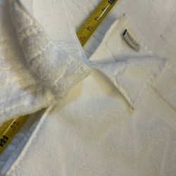 New White Towel Set Never Used. Thick Plush White Towels