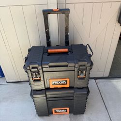 RIDGID 22” STACKED ROLLING TOOL BOX