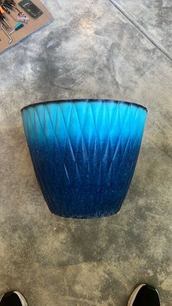 Blue Ombre Diamond Pattern Plastic Planter Pot