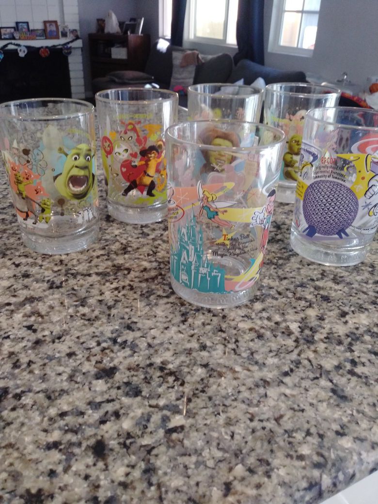 Disney collections glass set