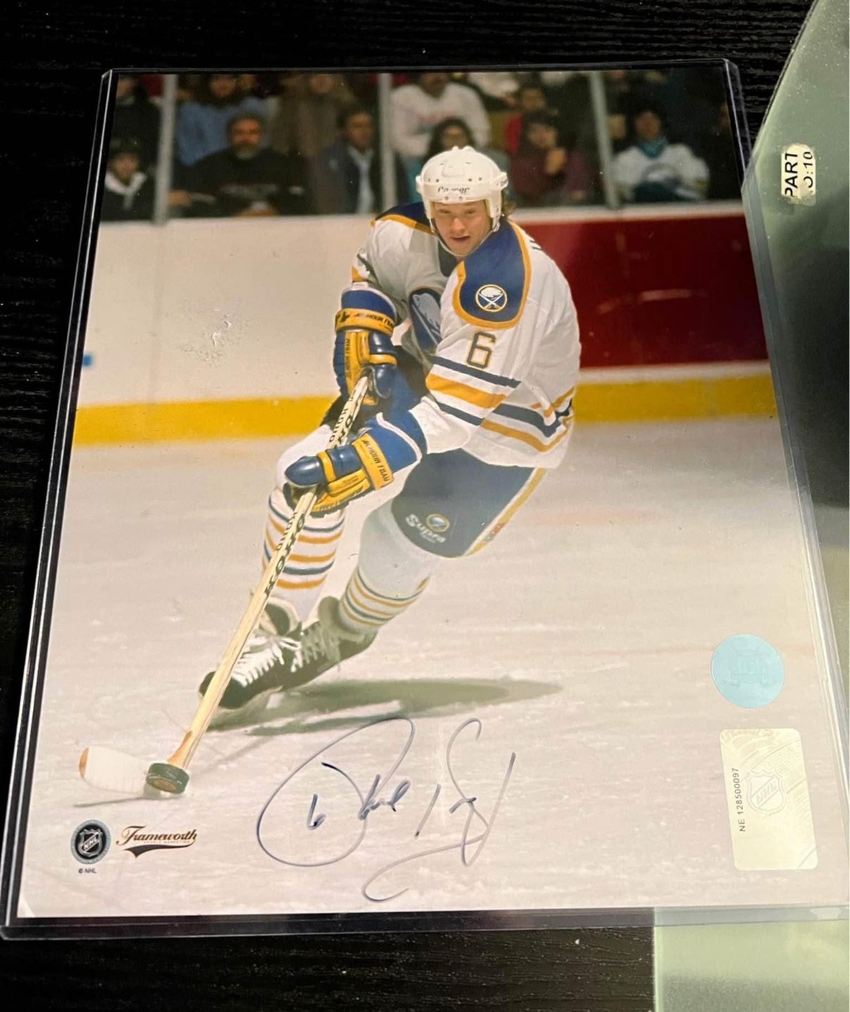 Buffalo Sabres Phil Housley Signed 8x10