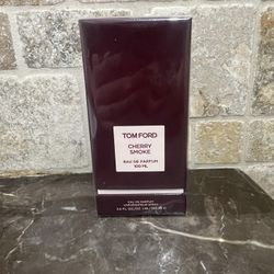 Tom Ford Cherry Smoke 