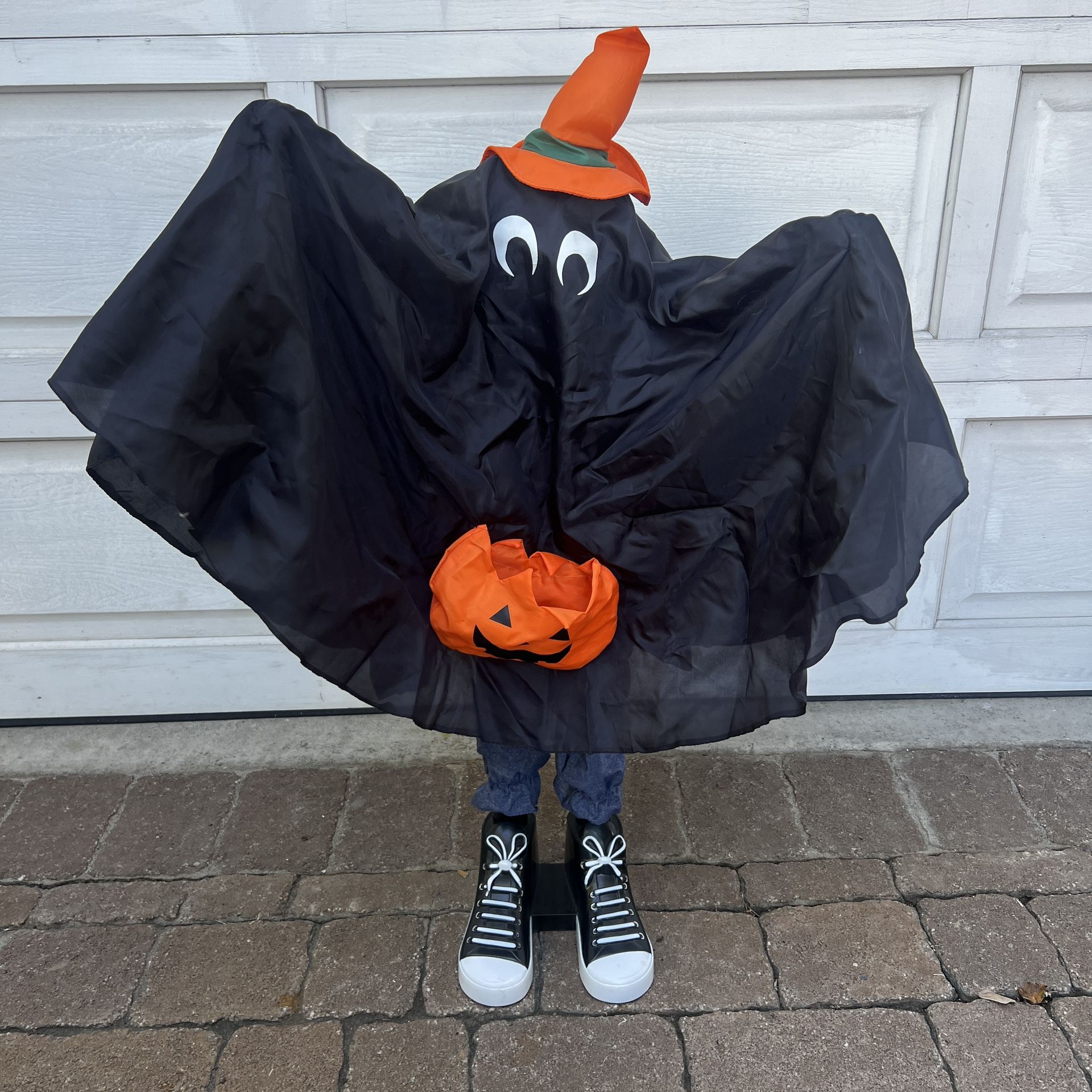 2003 Gemmy Halloween Giggle Buddies Animatronic Vintage Decoration- Over 2.5 Ft Tall 