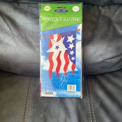 New In Package House Flag 28” x 40” Indoor / Outdoor Garden Double Sided American Flag Decoration