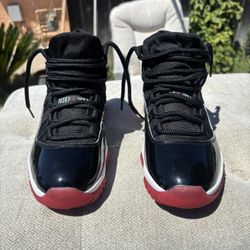 Air Jordan 11 Bred Size 8