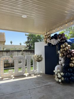 Marquees Letters