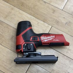 Milwaukee M12 Fuel Jig Saw TOOL ONLY