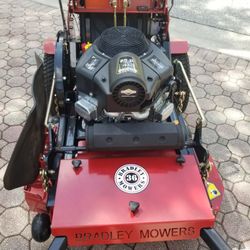 36-in Standard Mower 25 Horsepower Super Strong Mower Super Fast Mower Heavy Duty Commercial  Zero Turn