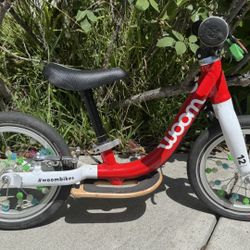 Woom Go 1 Balance Bike with Footrest 