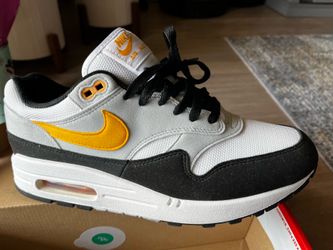 Nike Air Max 1 men’s size 9.5