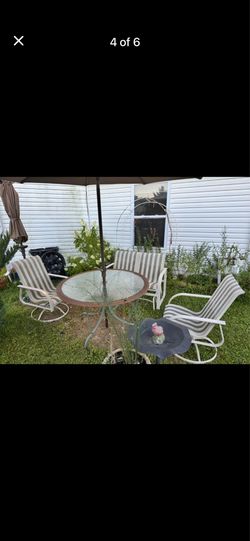 Outdoor patio set