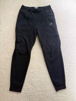 Men’s S Authentic Nike Tech Pants Black