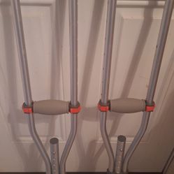 Like New Aluminum Crutches 