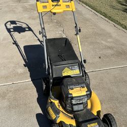 Dewalt 2x20V  Electric Push Lawn Mower