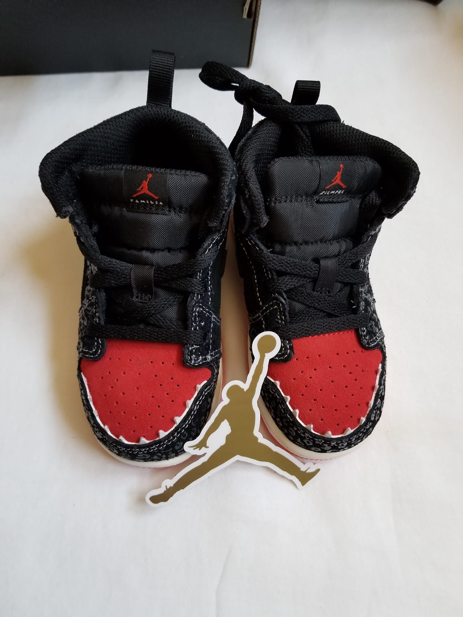 NIKE AIR JORDAN 1 MID SE (TD)BABY TODDLER BLACK/CHILE RED SZ 4C