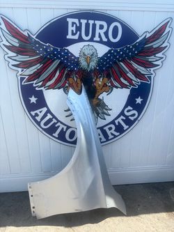 2015 2016 2017 2018 2019 2020 2021 Mercedes-Benz C300 W205 Left Driver Side Fender OEM