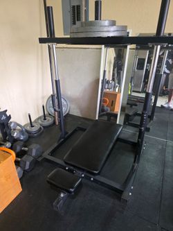 Titan Leg Lift