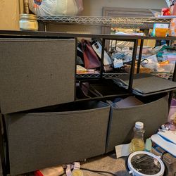 5 DRAWER DRESSER - MUST GO TODAY