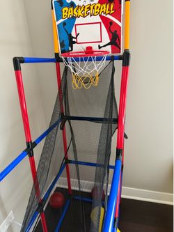 Kids basketball arcade game