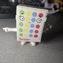 2020 HASBRO GAMING FINGER TWISTER GAME McDONALDS HAPPY MEAL TOY #7 used