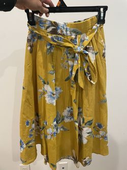 Women’s Clothes (skirts, tanks, top, cardigan)