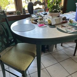 Kitchen Table & Chairs