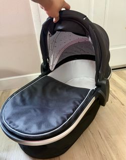 Mockingbird Stroller Bassinet - Excellent Condition Like New Black - Kettering/Dayton