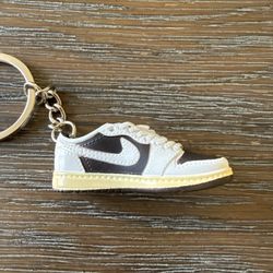 Sneaker Keychain 