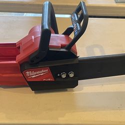 Milwaukee 16” Chainsaw