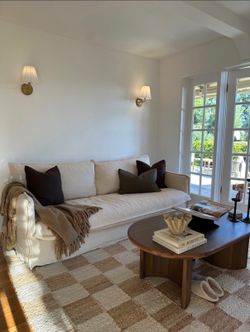 Flawless sixpenny 84” couch
