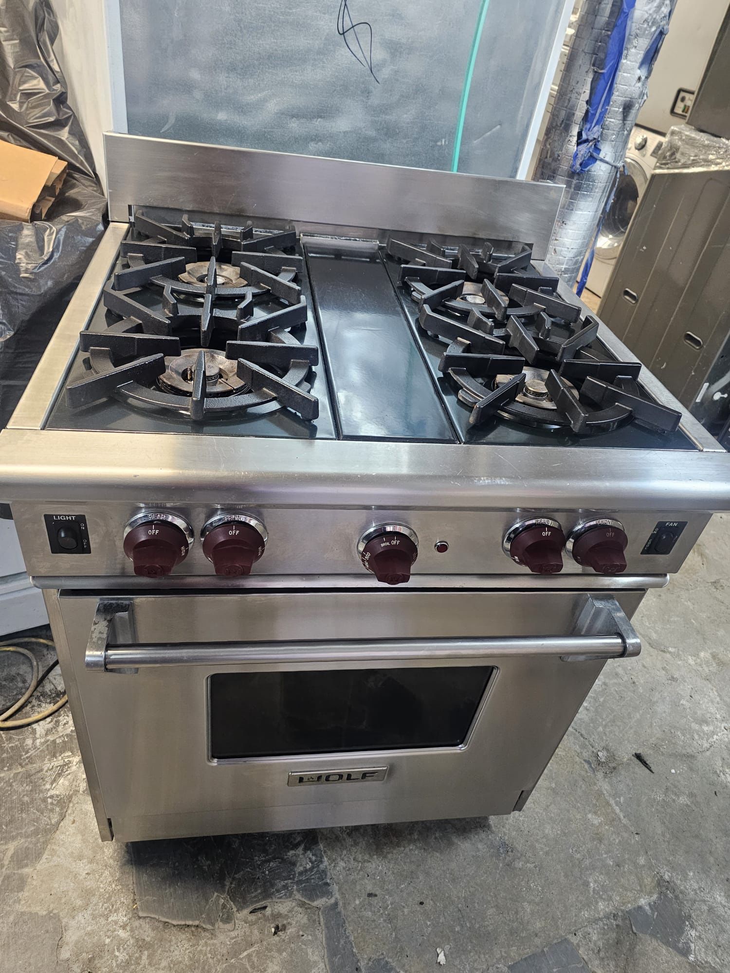 Wolf 30 Inches Gas Propane And Natural Gas Available 