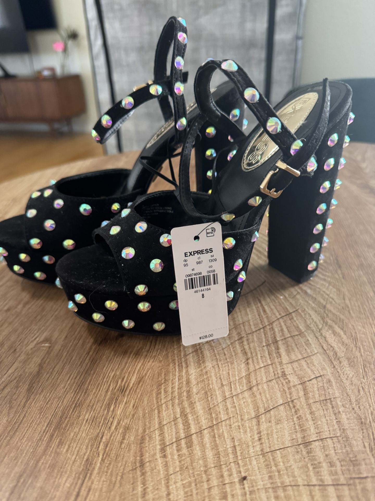 Express Platform Velvet Studded Heels – Women’s Size 8 (NWT)
