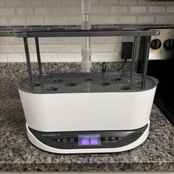 Aero garden Bounty Indoor Garden With Extras