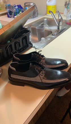 Size 14 men’s dress shoes brand new