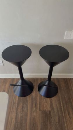 Bar Stools 